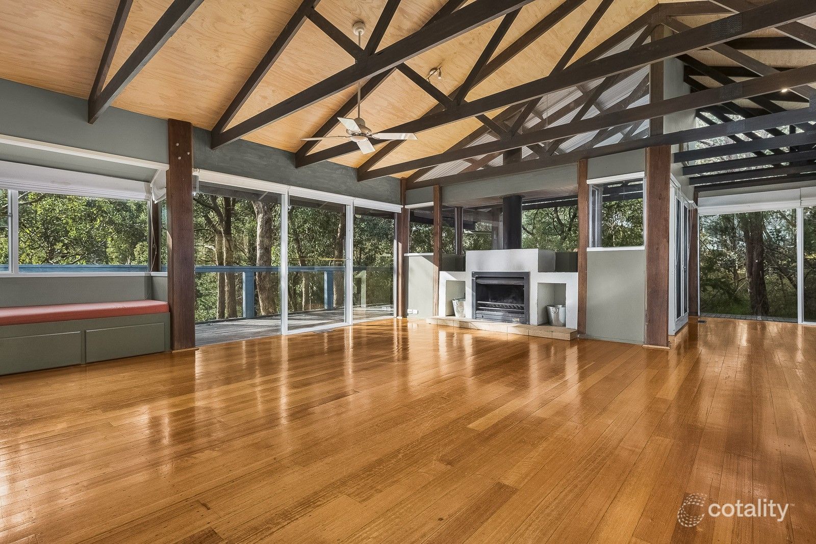 16 Brogil Rd, North Warrandyte, VIC 3113