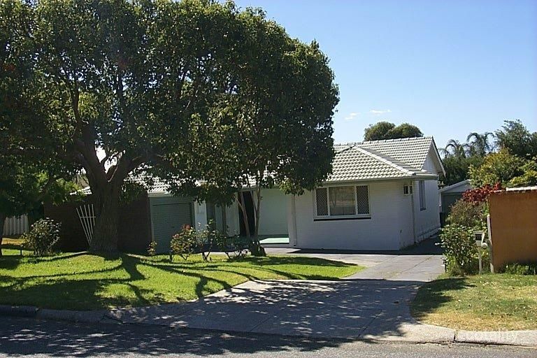12 Gimber St, Melville, WA 6156