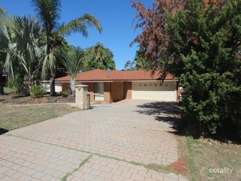 22 Huntingdale Cres, Connolly, WA 6027