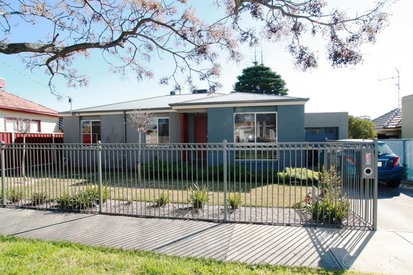 50 Dowding St, California Gully, VIC 3556