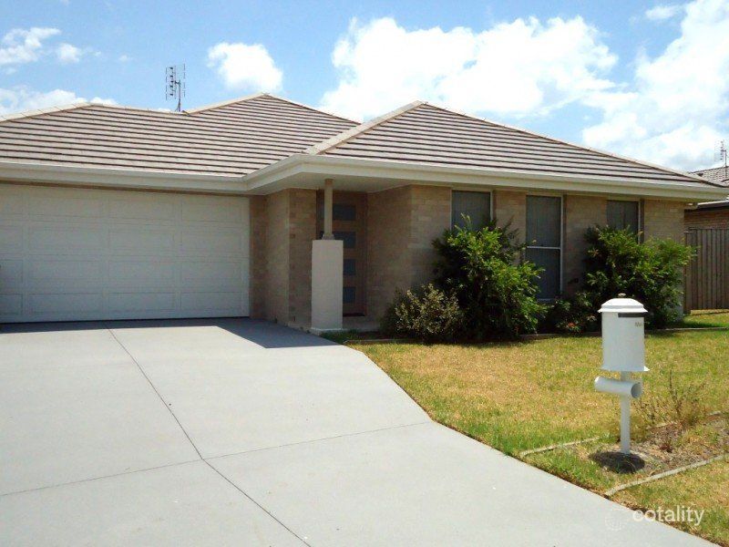 75 Mckeachie Dr, Aberglasslyn, NSW 2320