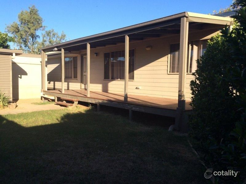 27 Rebecca St, Mornington, QLD 4825