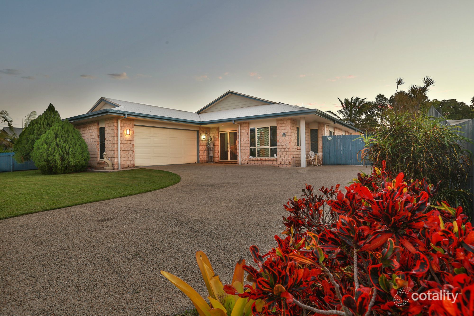 16 Monash Way, Ooralea, QLD 4740