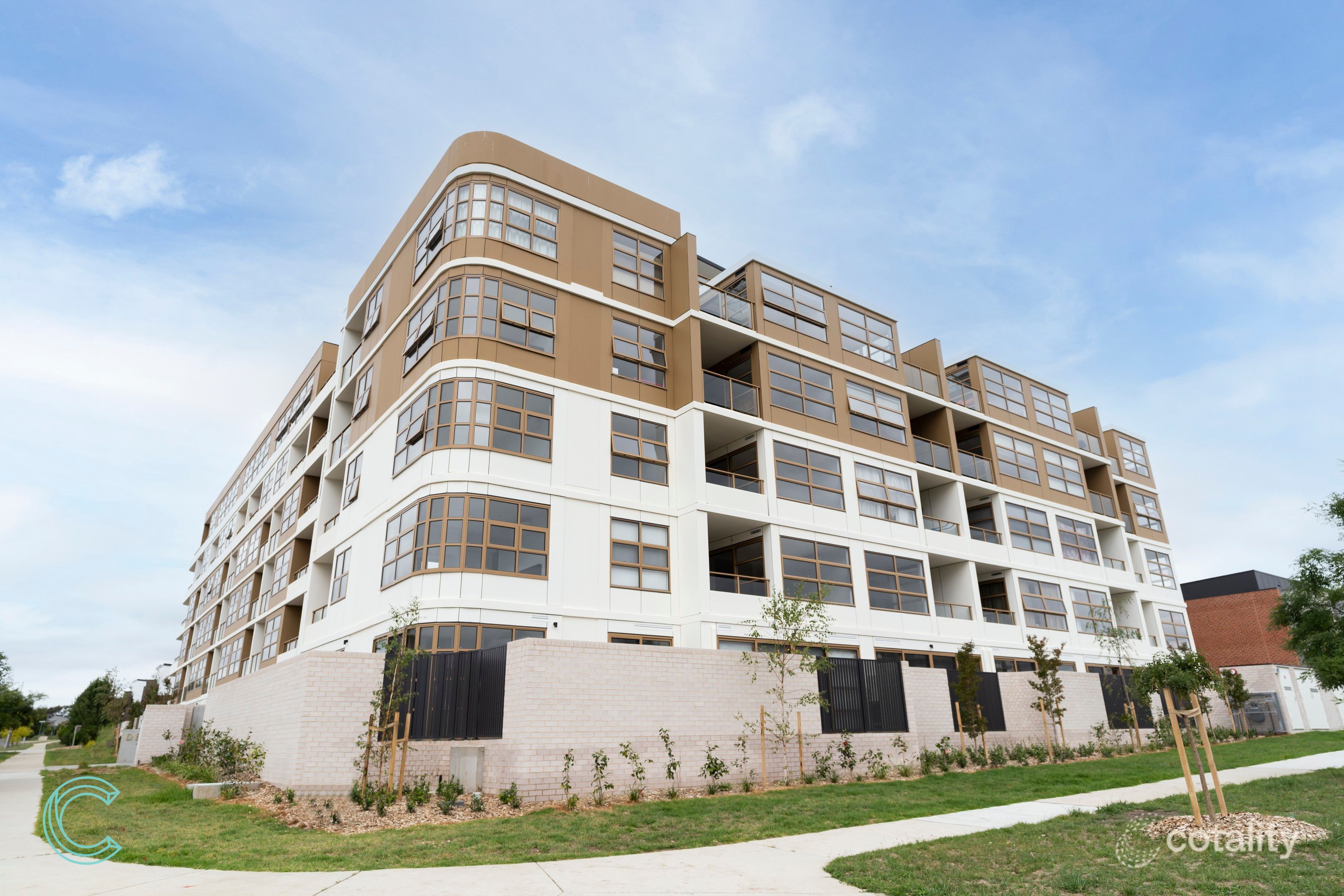 210/43 Arthur Blakeley Way, Coombs, ACT 2611