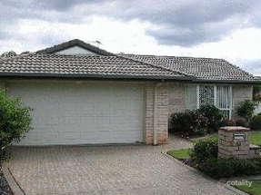 2 Buckler Ct, Redland Bay, QLD 4165