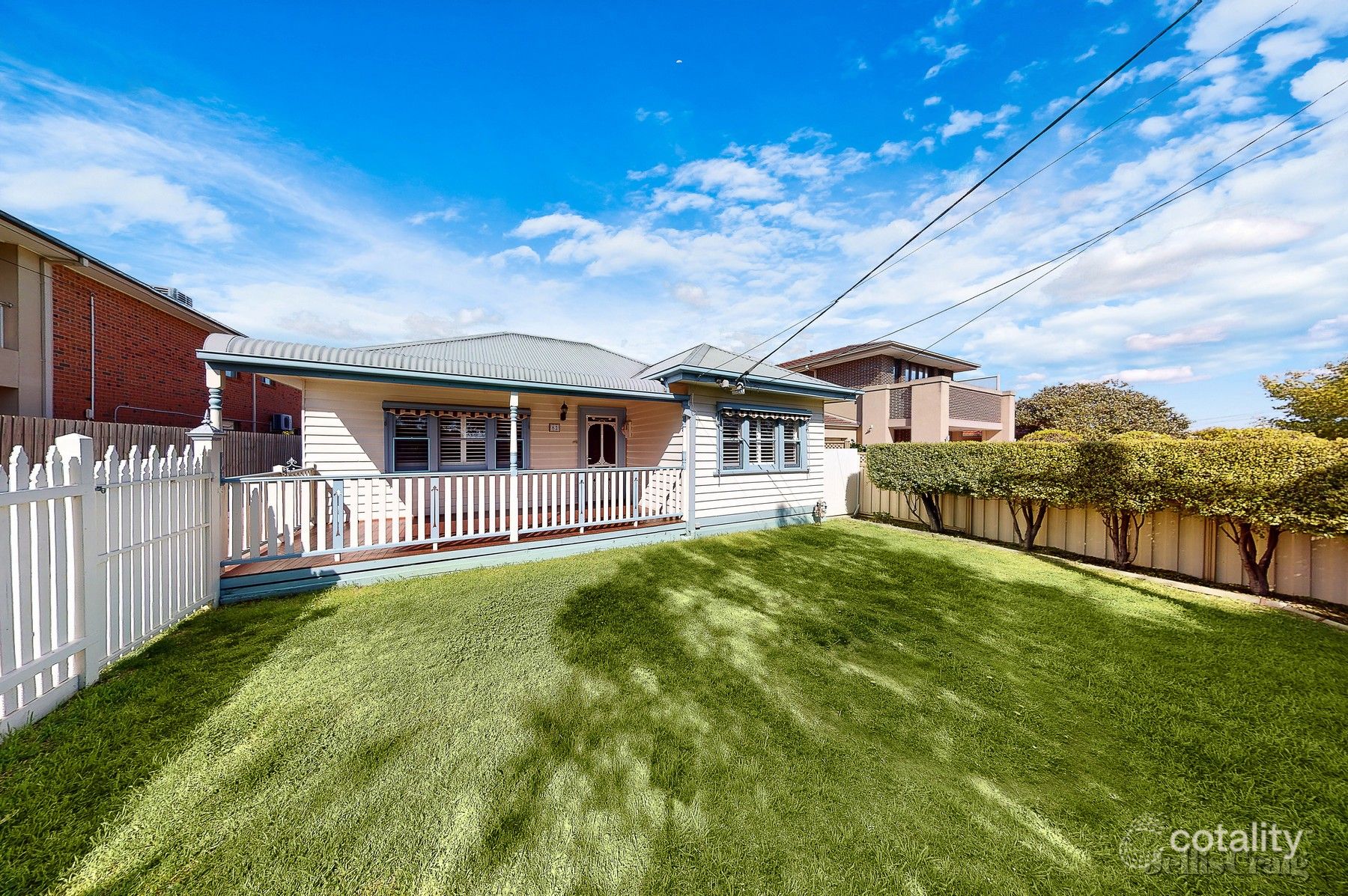 82 Hoffmans Rd, Essendon, VIC 3040