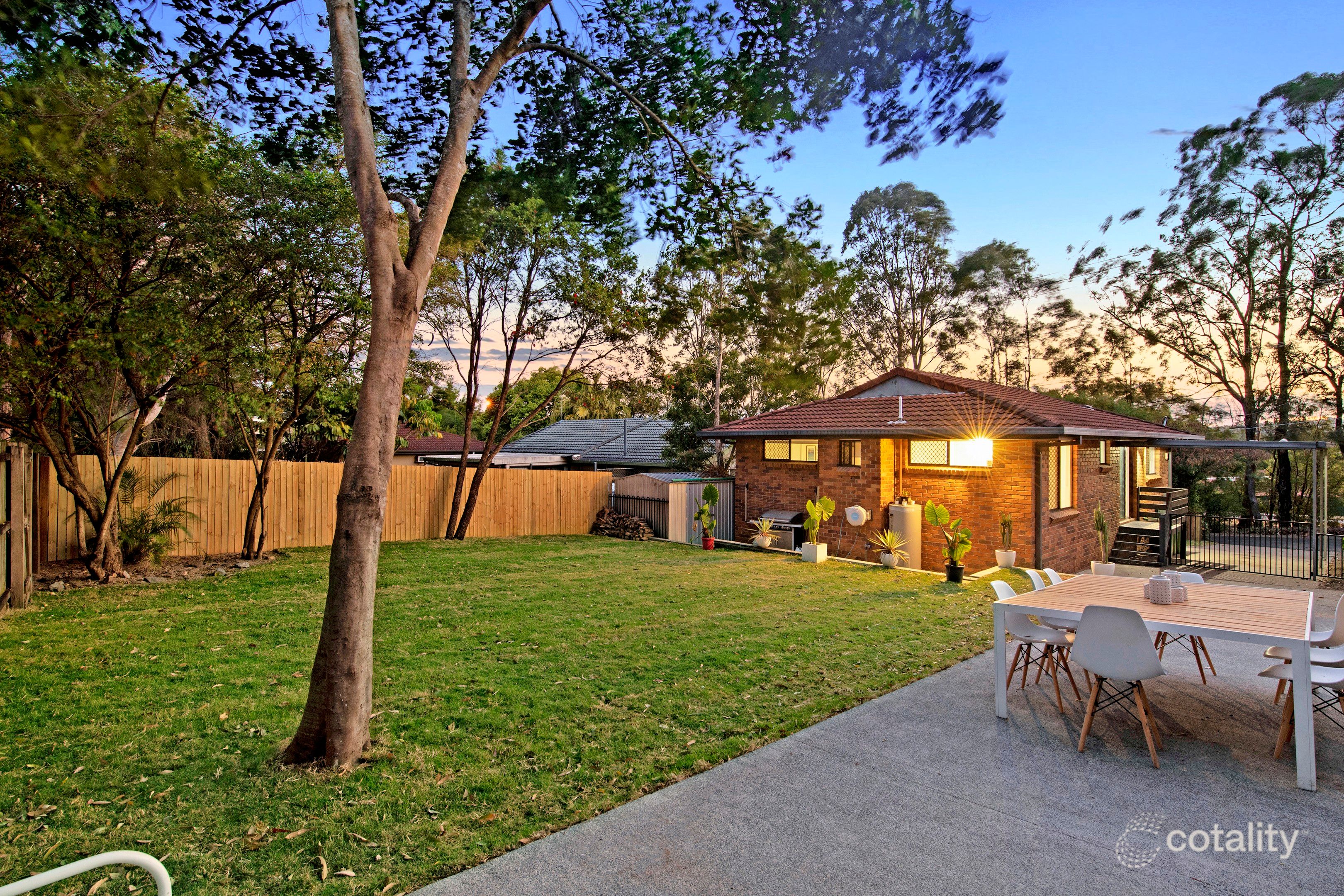 549 Ashmore Rd, Ashmore, QLD 4214