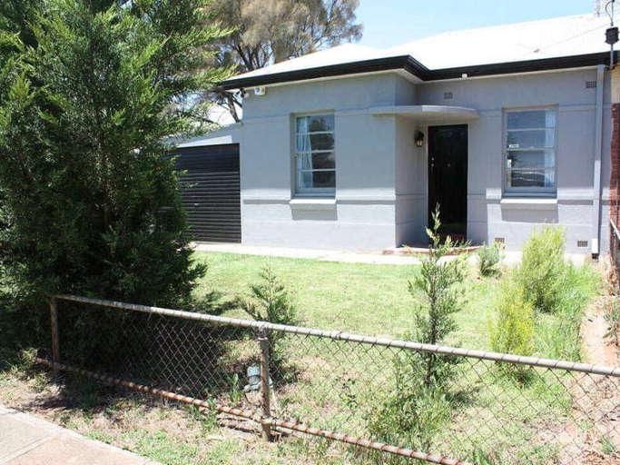 20 Sinclair Sq, Pennington, SA 5013