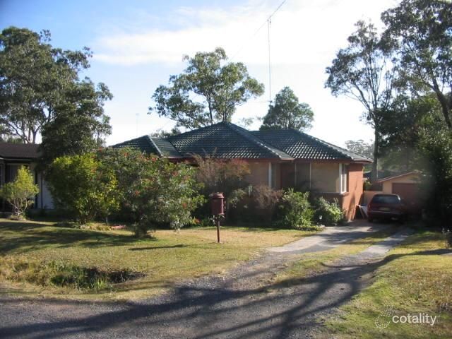 13 Gladys Ave, Berkeley Vale, NSW 2261