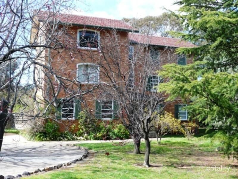 2/45 Hampton Cct, Yarralumla, ACT 2600