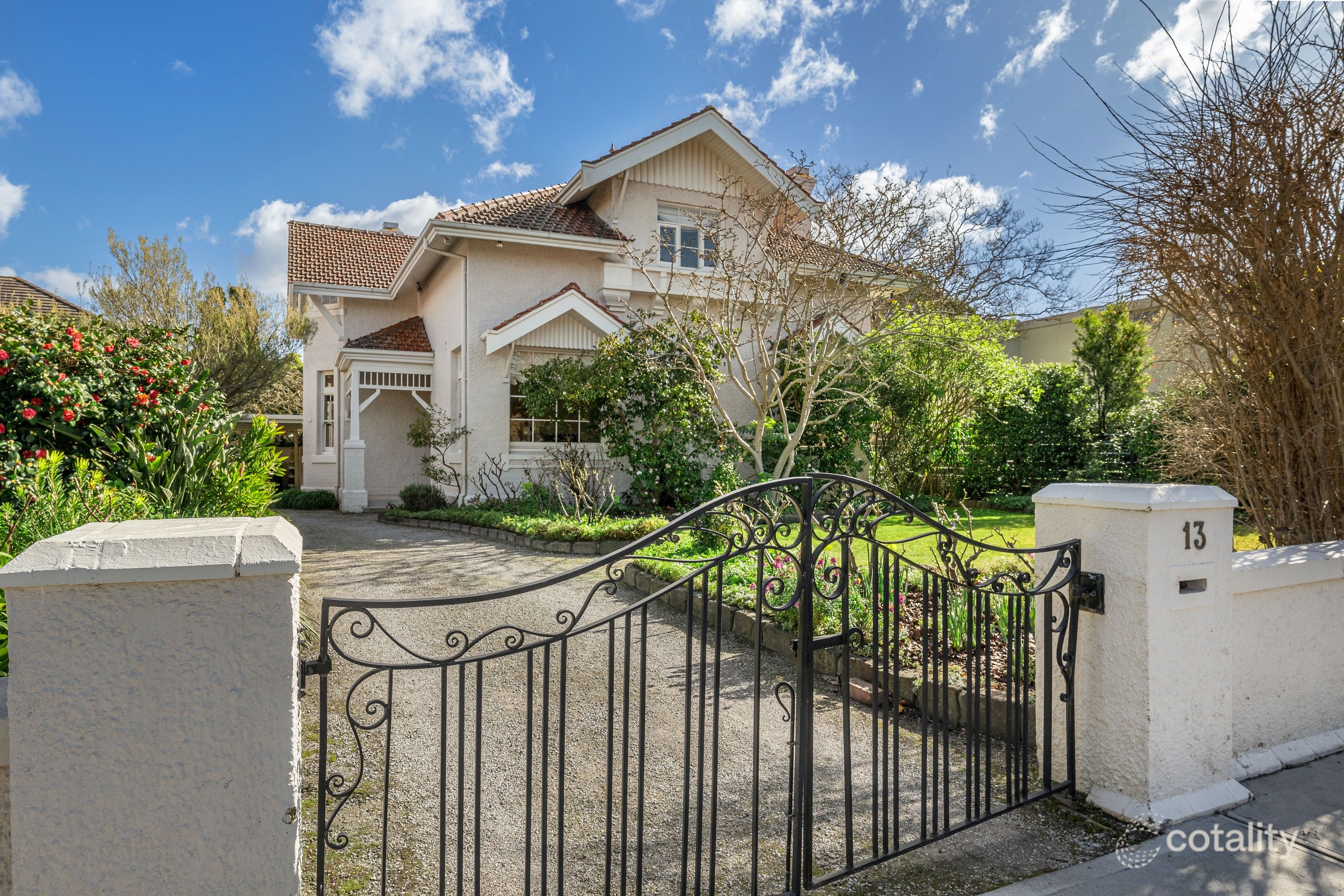 13 Mountain Gr, Kew, VIC 3101