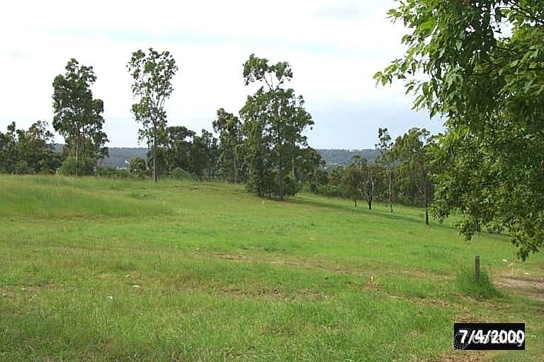 37 Armstrong Way, Highland Park, QLD 4211