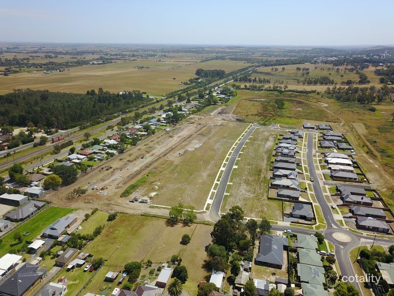 1 Water Lily Rd, Bunyip, VIC 3815