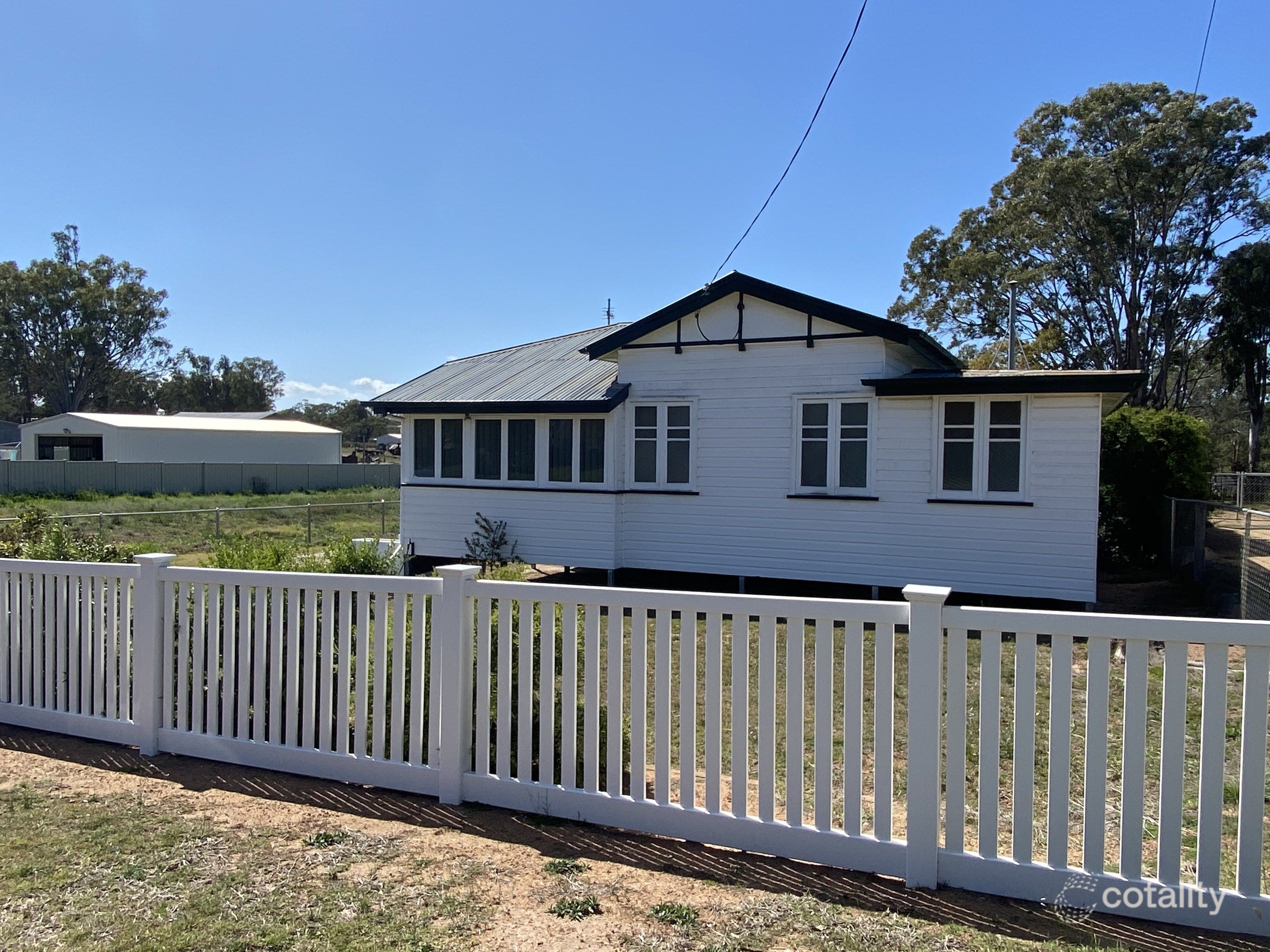 26 Sturt St, Warwick, QLD 4370