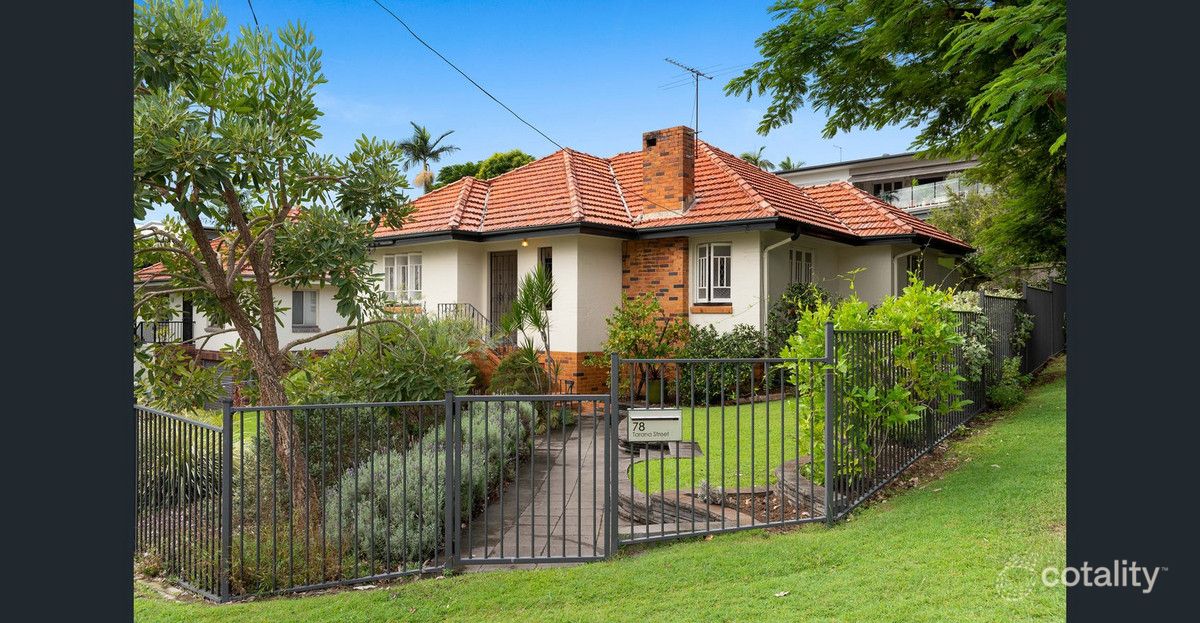 74 Martha St, Camp Hill, QLD 4152