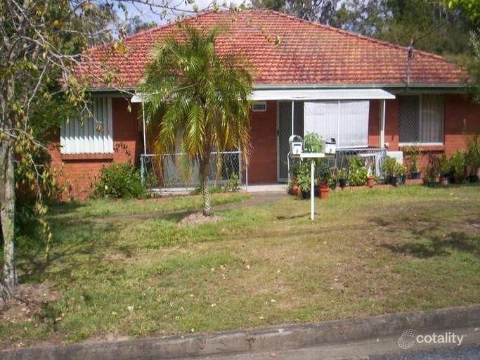 9 Peringa St, Coopers Plains, QLD 4108