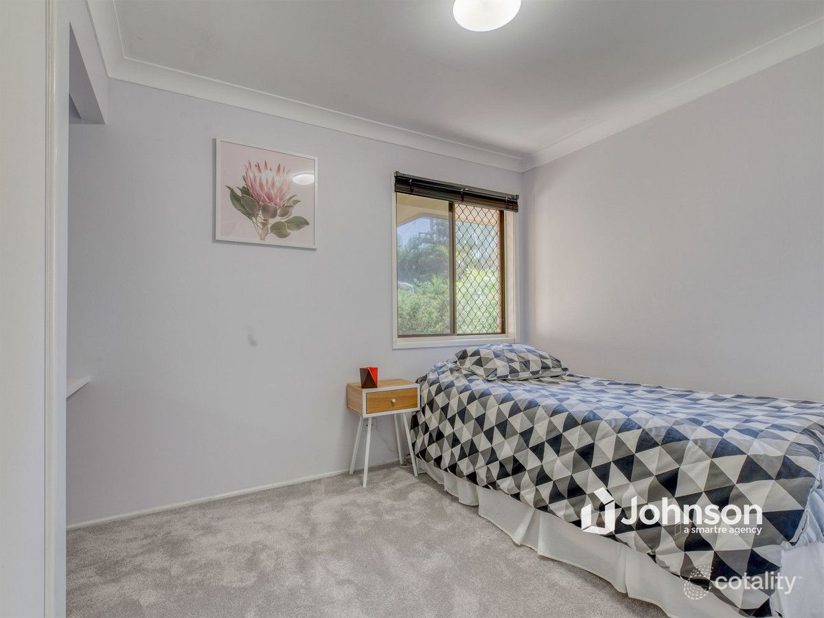 13 Kraatz Ave, Loganlea, QLD 4131