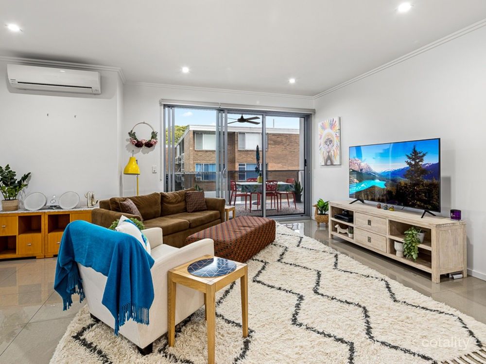 18/15 Durham St, Coorparoo, QLD 4151