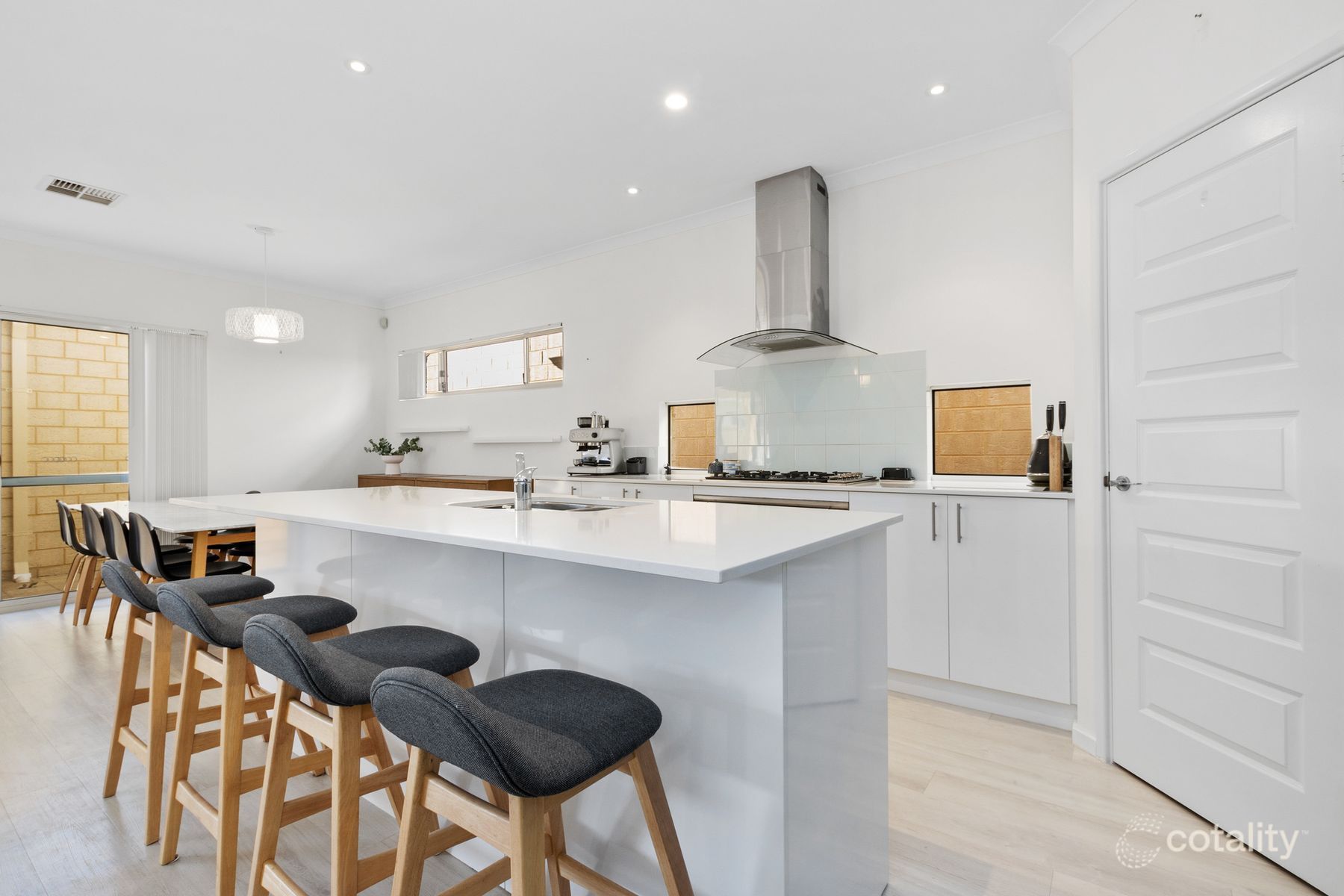44 Windmill Cir, Burns Beach, WA 6028