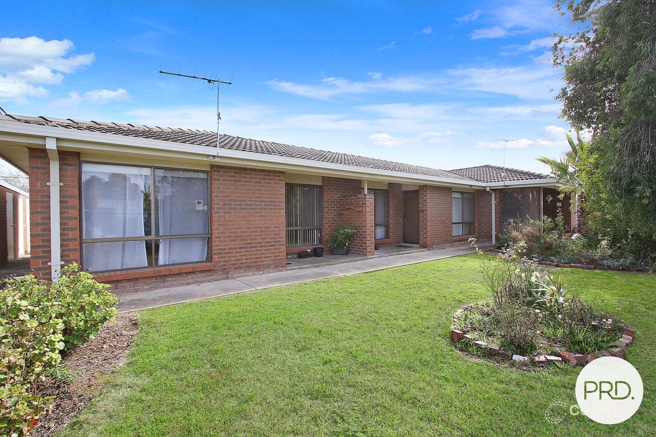 2/12 Herman St, Walla Walla, NSW 2659