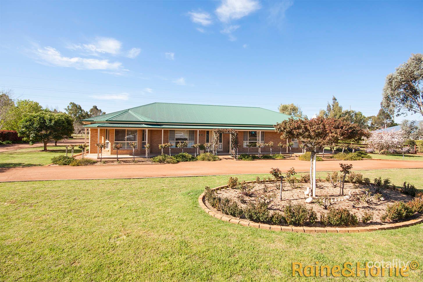 9 Chanara Cres, Dubbo, NSW 2830