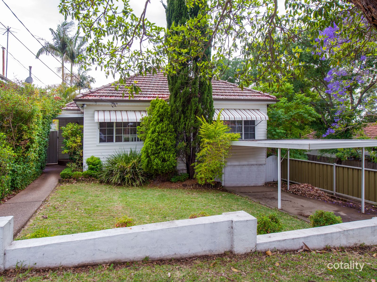 42 Rosebank Ave, Kingsgrove, NSW 2208