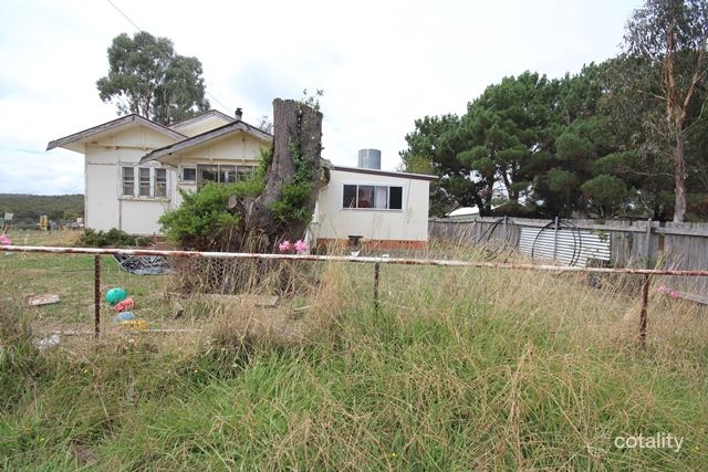 32 Lloyd St, Burraga, NSW 2795