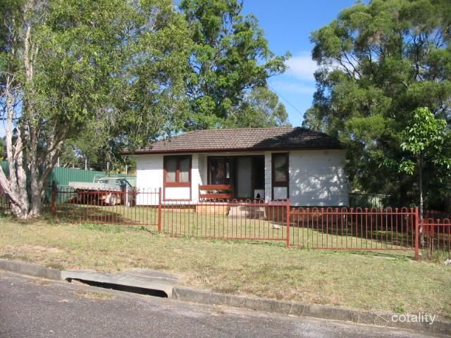 27 Keith Moses Cres, West Kempsey, NSW 2440