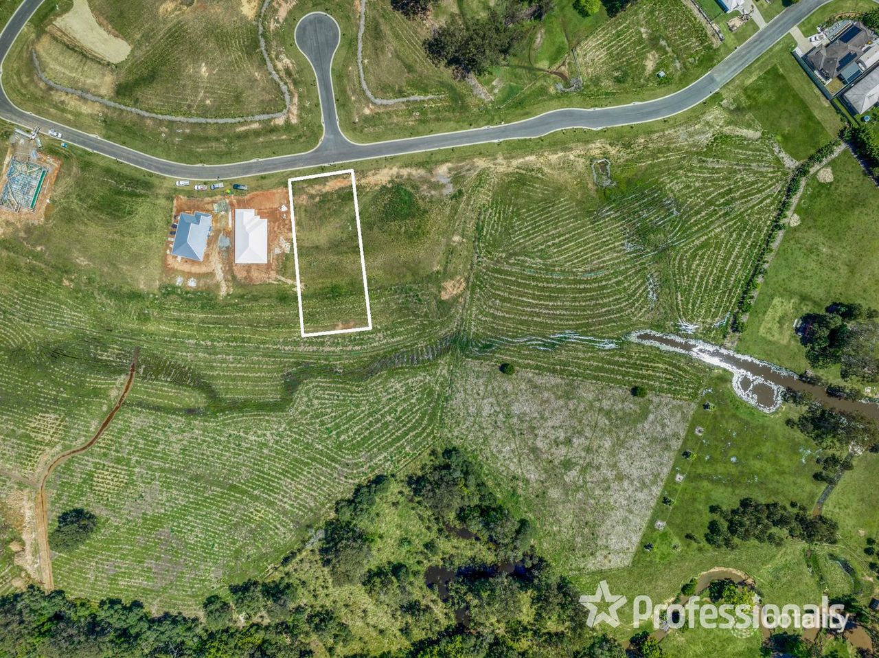 37 Eagle Hawk Dr, Southside, QLD 4570