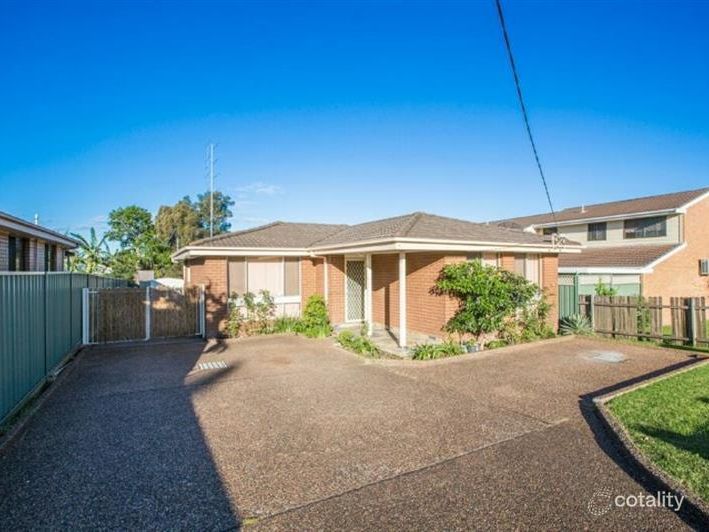 51 Antrim Ave, Warilla, NSW 2528