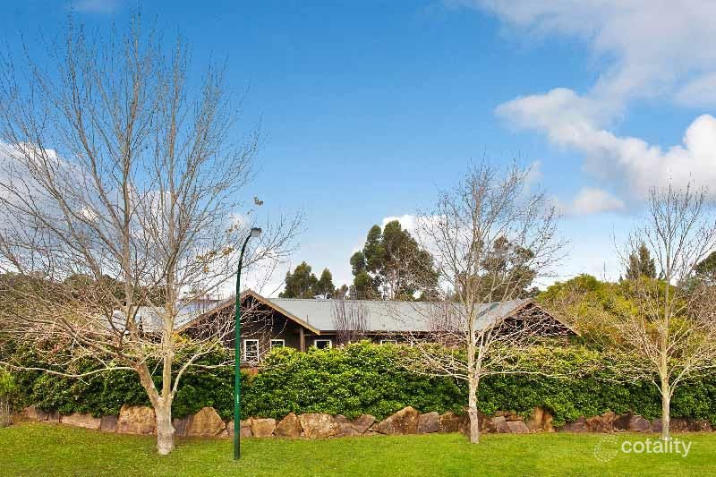 2 Bottlebrush Dr, Margaret River, WA 6285