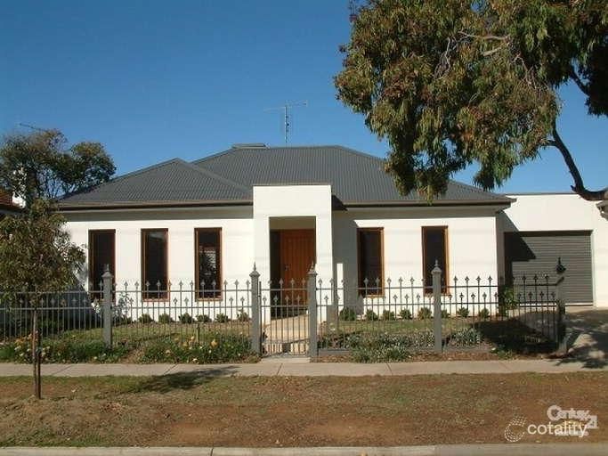 143 Pakenham St, Echuca, VIC 3564