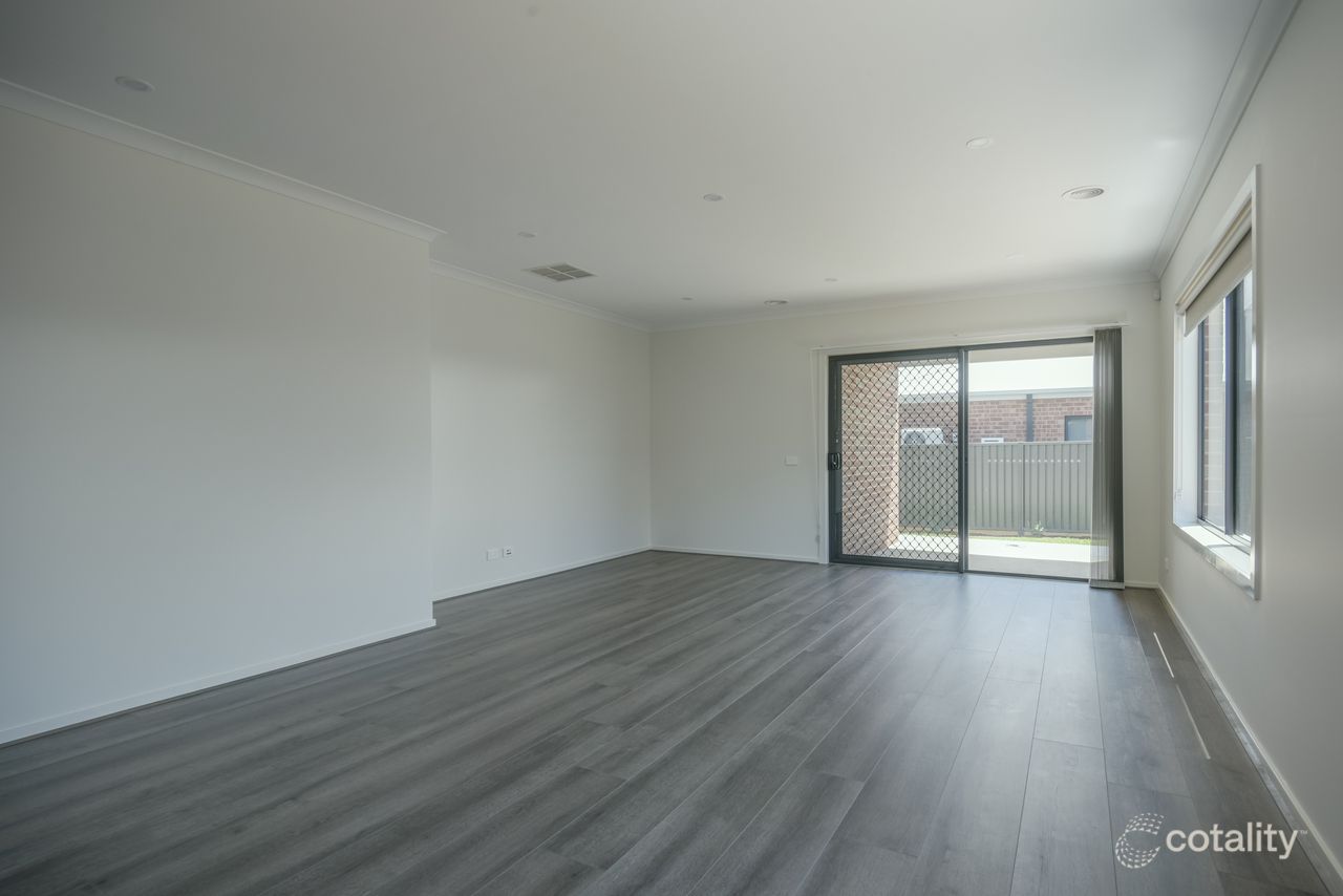 17 Newmarket Tce, Miners Rest, VIC 3352