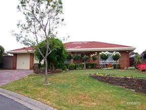 12 Navarino Ct, Surrey Downs, SA 5126