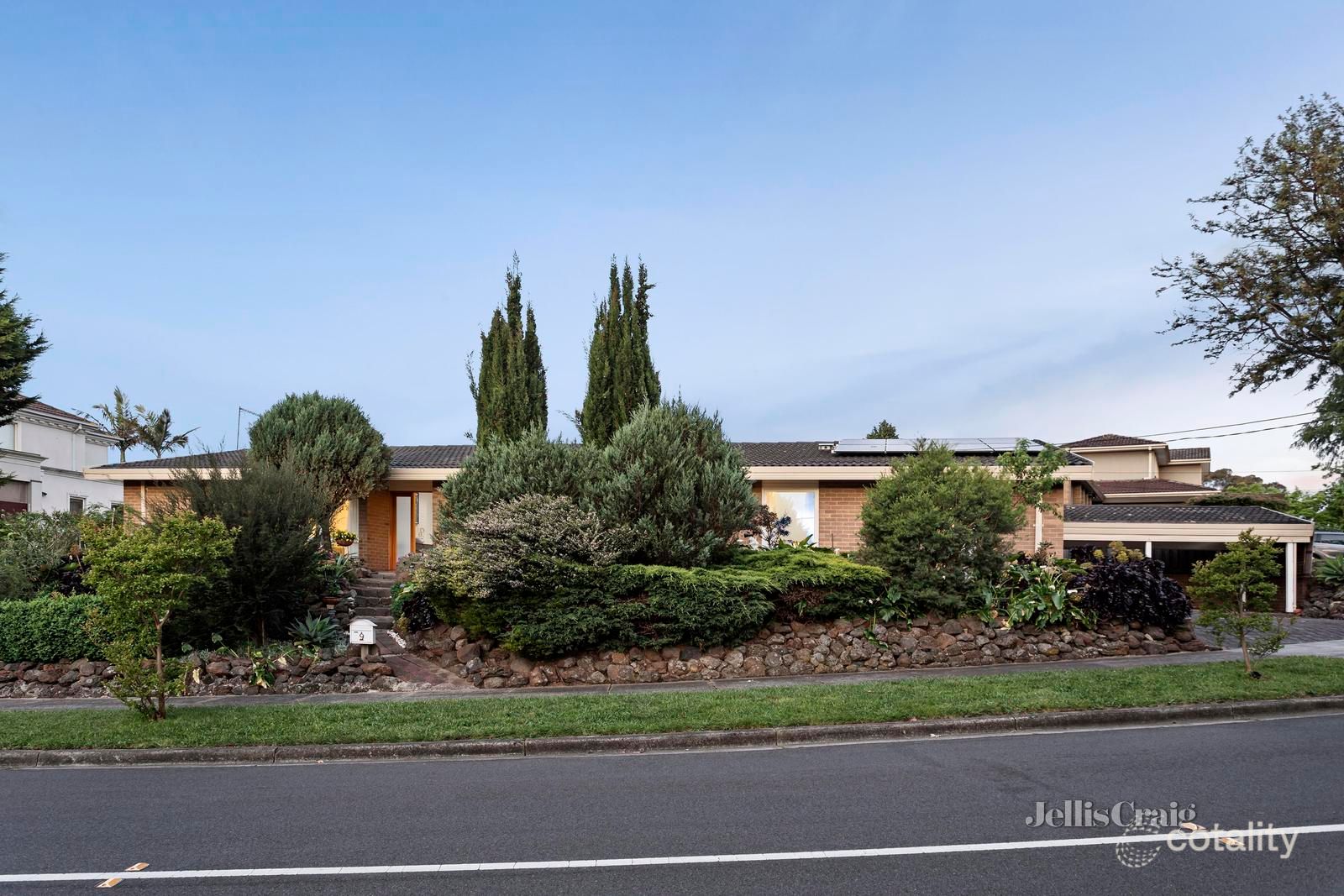 9 Owens St, Doncaster East, VIC 3109