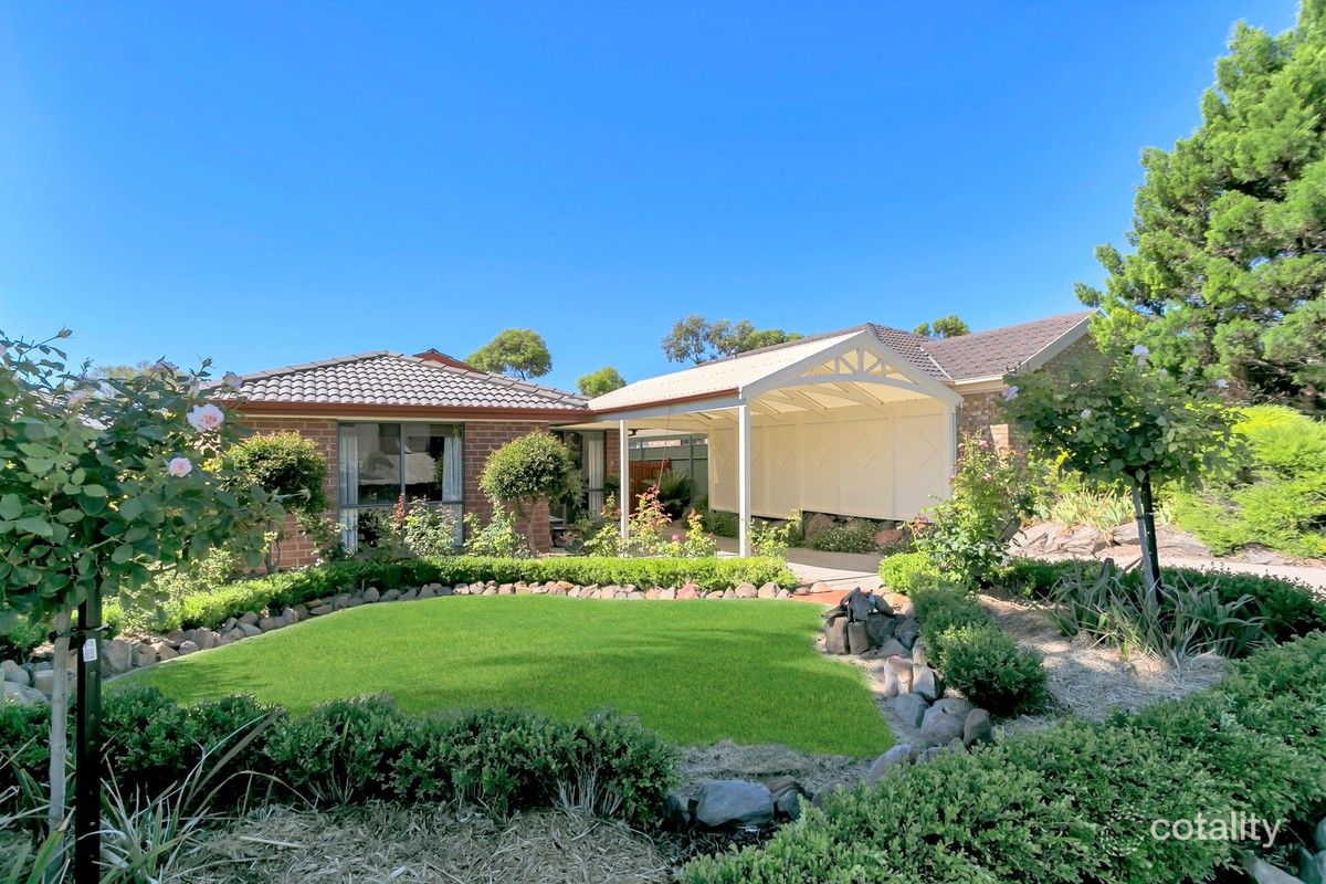 2 Gillian Cl, Noarlunga Downs, SA 5168