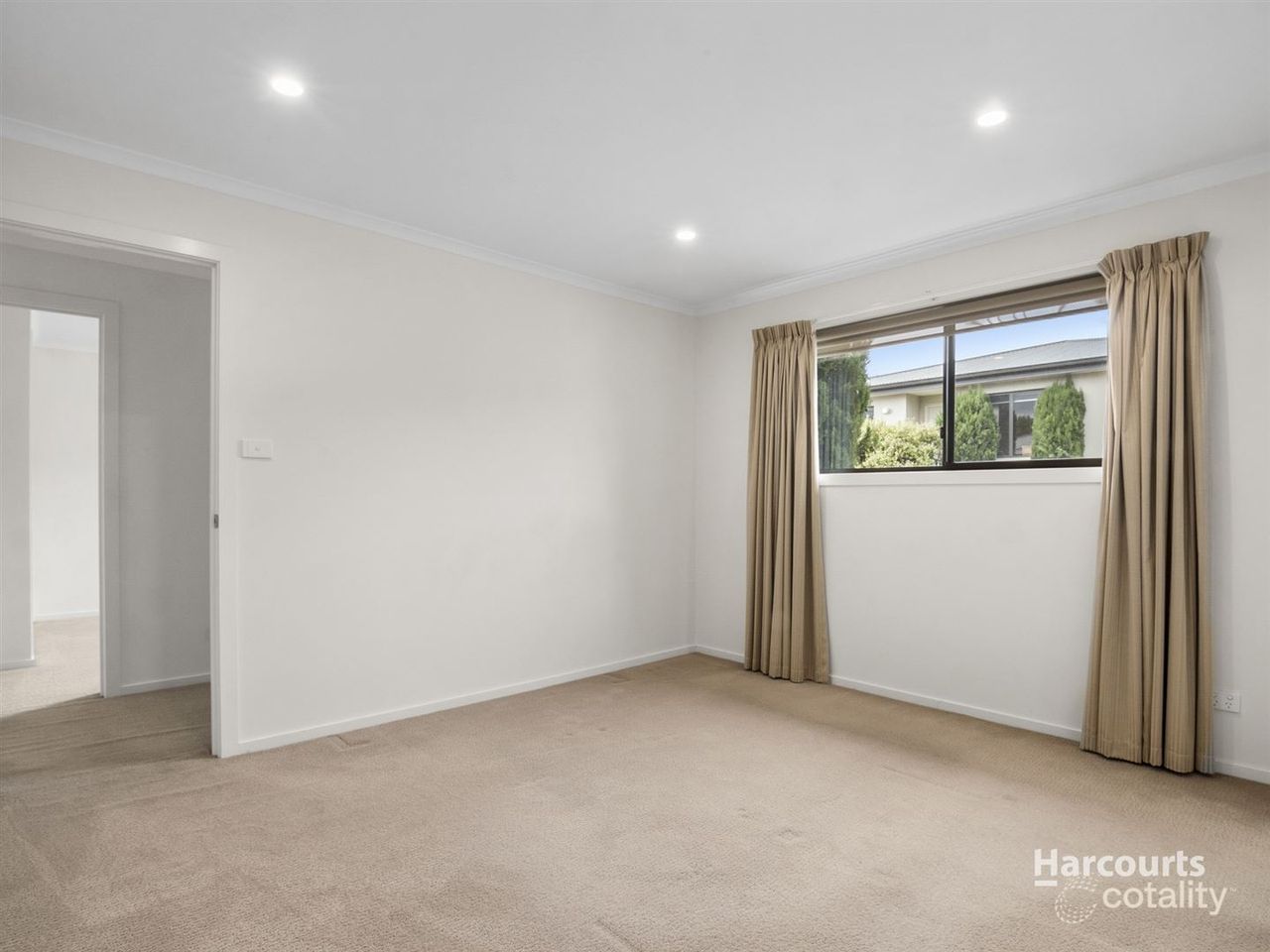 5/130 Gordons Hill Rd, Lindisfarne, TAS 7015
