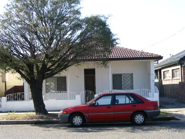 110 Maloney St, Eastlakes, NSW 2018