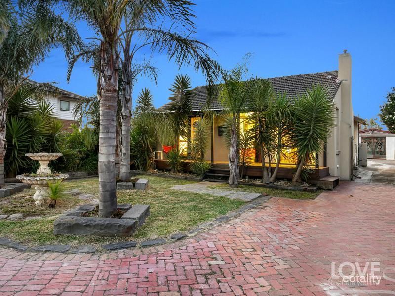 33 Lane Cres, Reservoir, VIC 3073