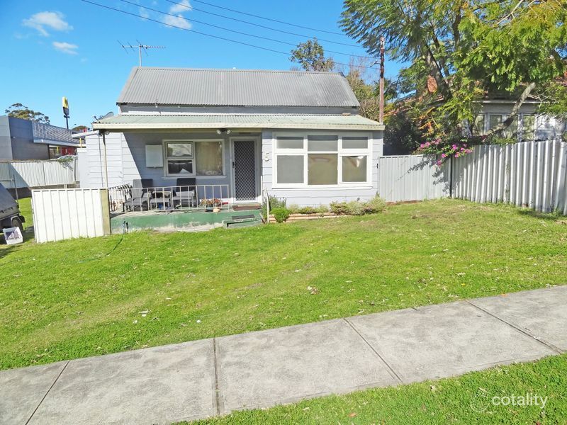 5 Sturgeon St N, Raymond Terrace, NSW 2324