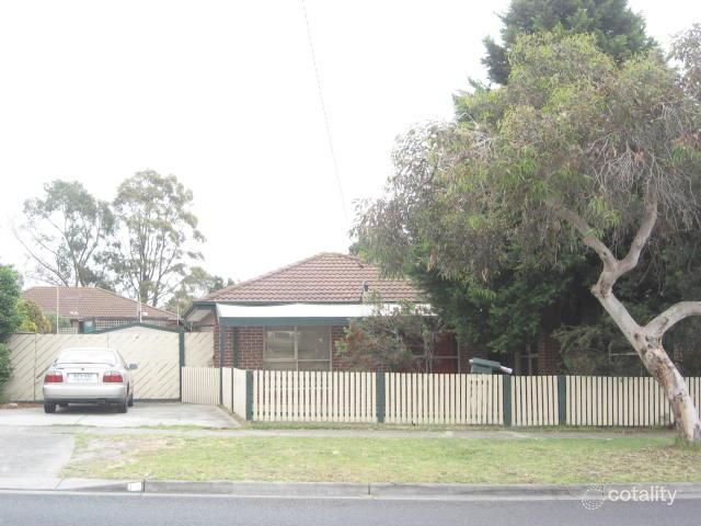 17 Greenwood Dr, Carrum Downs, VIC 3201