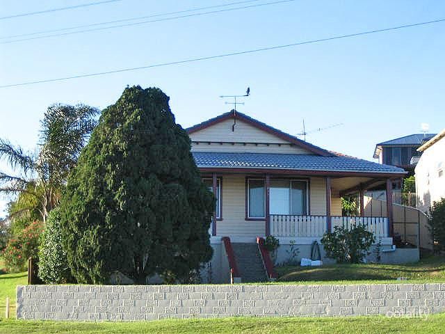 232 The Esplanade, Speers Point, NSW 2284