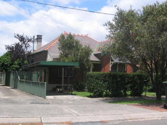 19 Ardgryffe St, Burwood Heights, NSW 2136