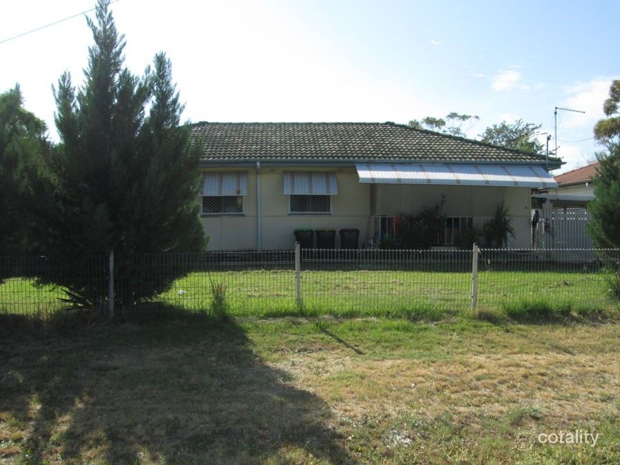 4 Barwon Ave, Moree, NSW 2400