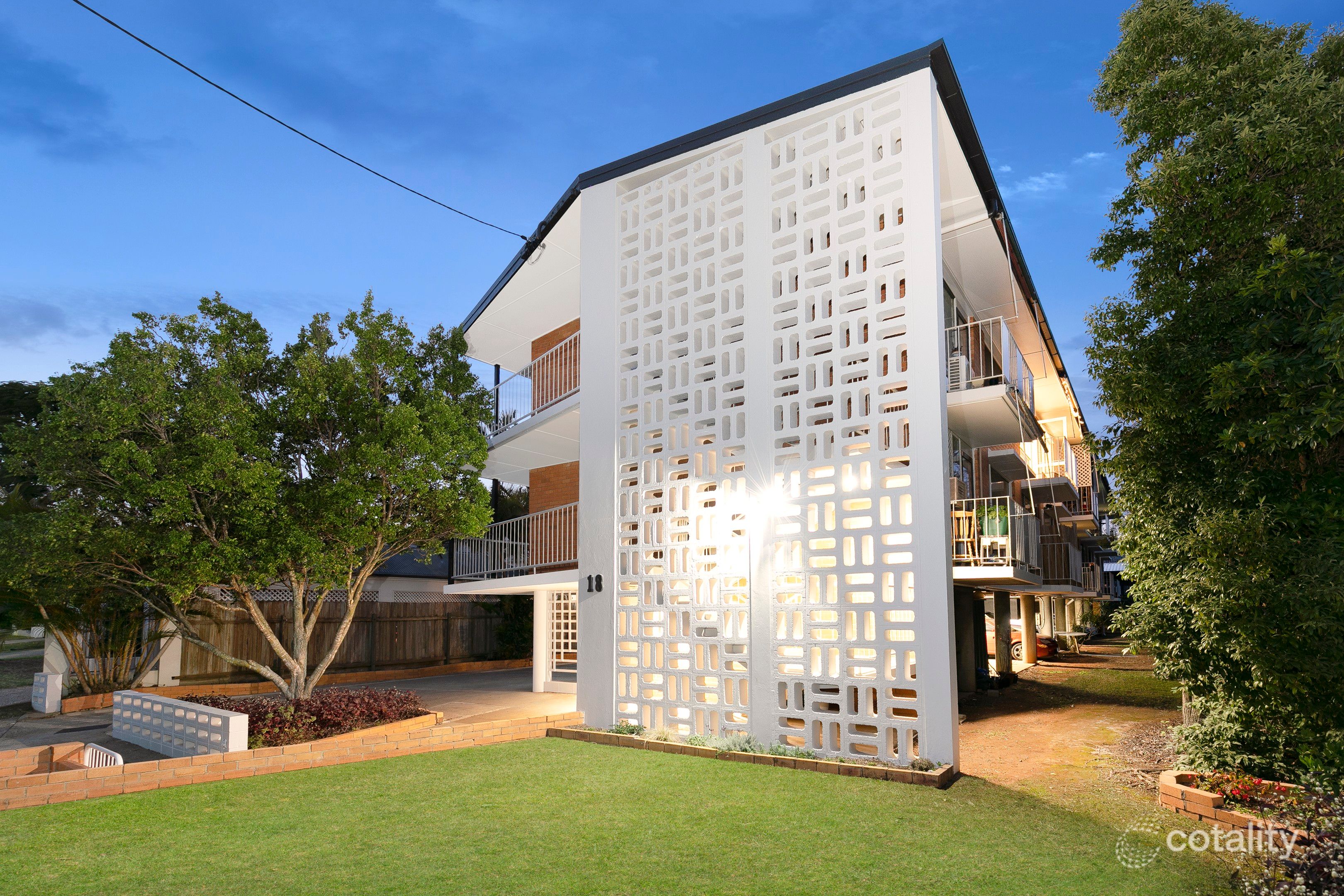 2/18 Best St, Hendra, QLD 4011