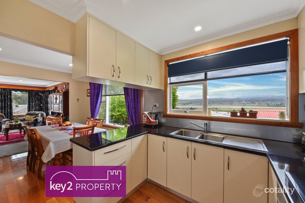 77 Dion Cres, Riverside, TAS 7250