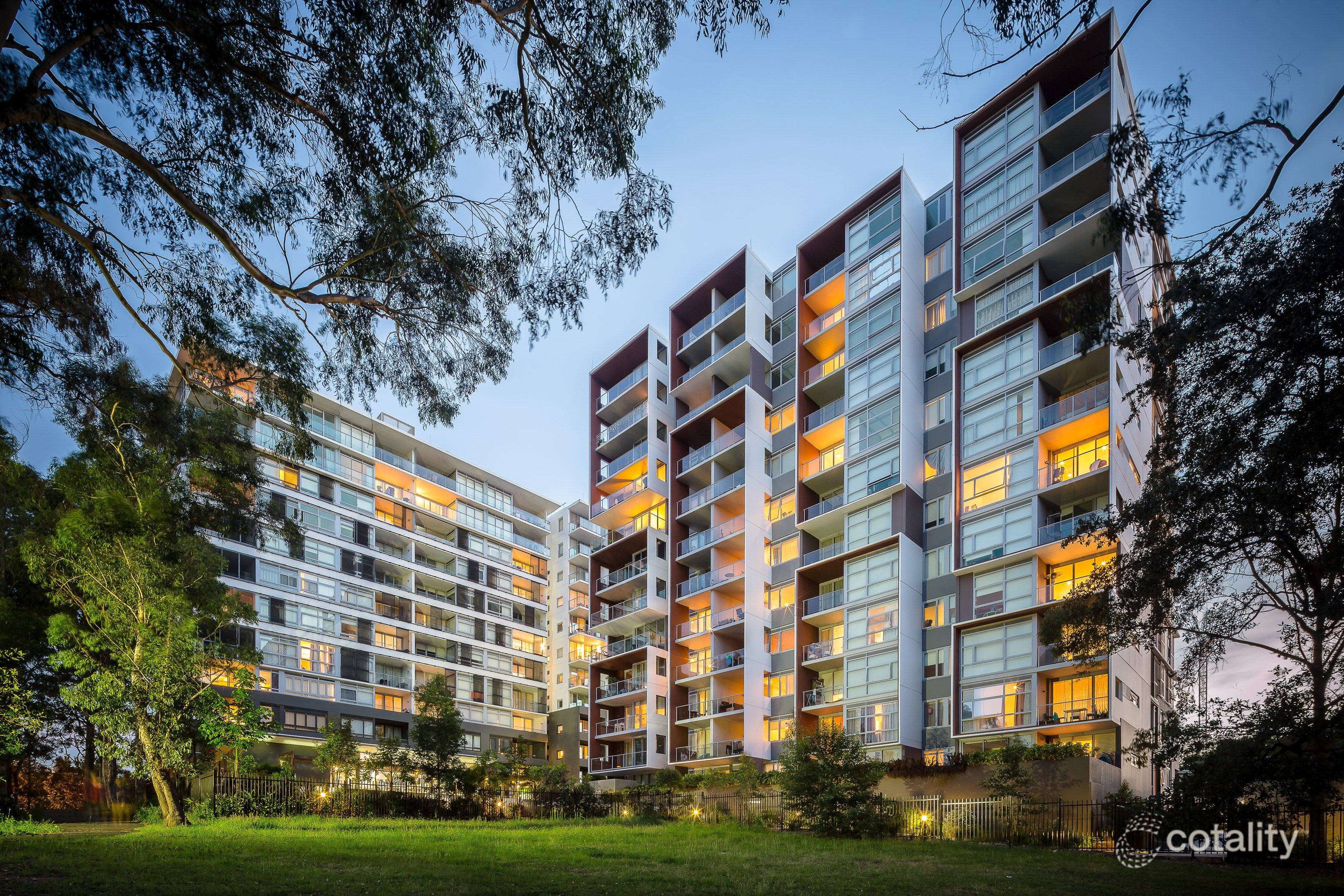 1005/4 Saunders Cl, Macquarie Park, NSW 2113