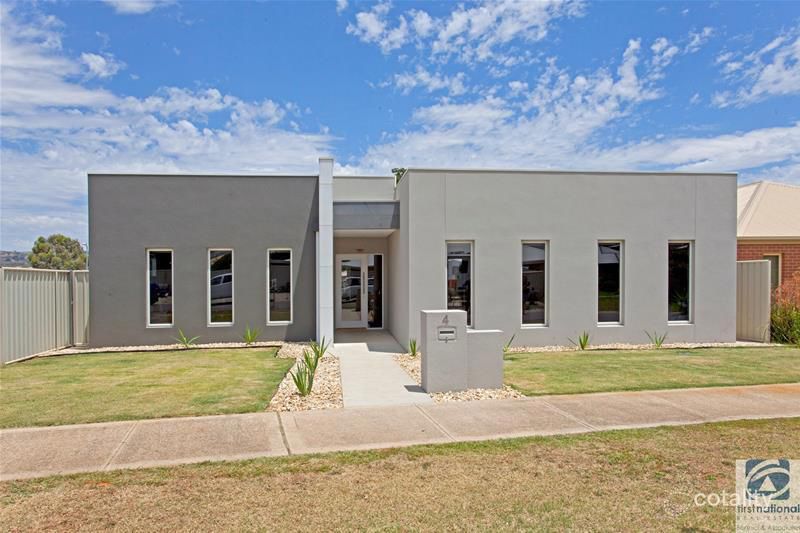 4 Dwyer Ave, Leneva, VIC 3691