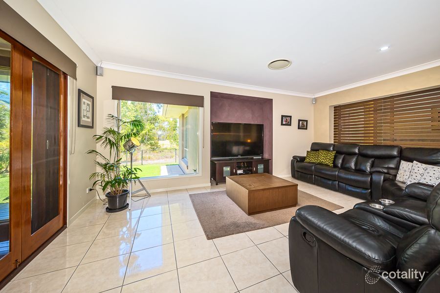 9 Vanillalily Cl, Banksia Beach, QLD 4507