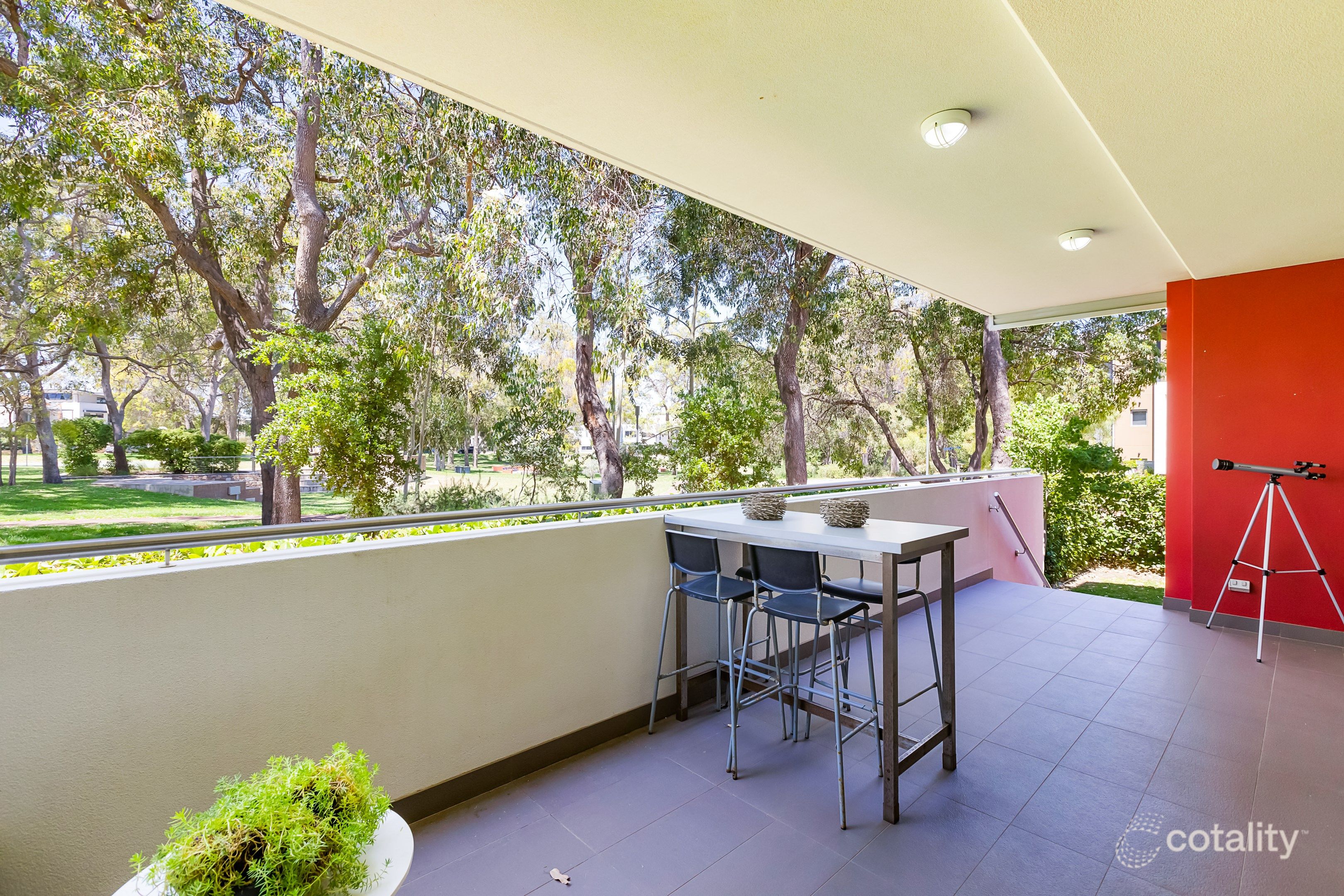 3/16 Coneflower Cnr, Churchlands, WA 6018